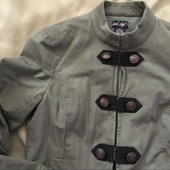 Lord & Taylor Military Style Jacket Woman’s 2 - Picture 3 of 6